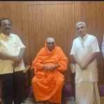 ಪೂಜ್ಯ ಸುತ್ತೂರು  ಸ್ವಾಮಿಗಳ ಸನ್ನಿಧಿಯಲ್ಲಿ